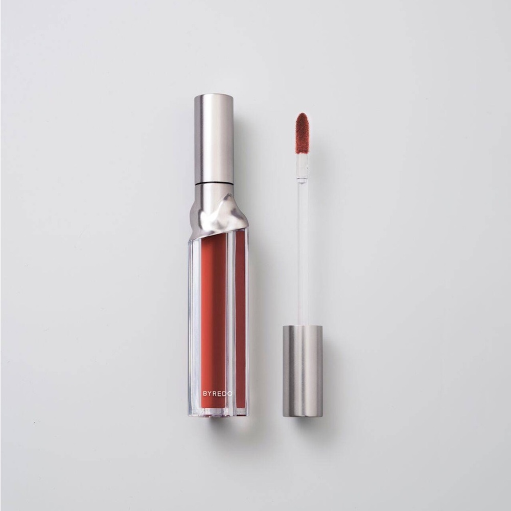 Byredo Red Lip Gloss Sleek Design High Pigment